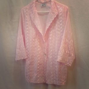 Ladies dressy appliqué blouse. Very Lacey.